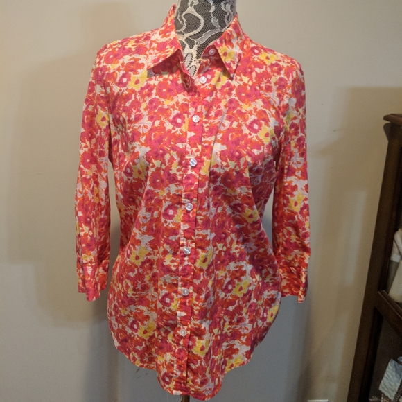 Izod Tops - Beautiful IZOD Top❤️